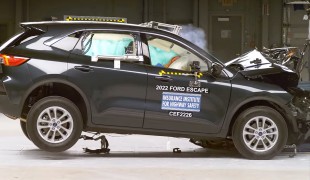 Краш-тест от IIHS прошли лишь Ford Escape и Volvo XC40