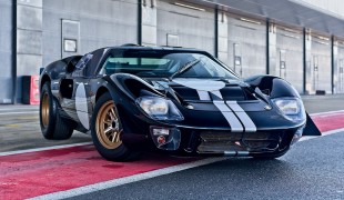 Электрический Ford GT40 от Everrati приблизился вплотную к автолюбителям