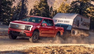 Ford F-150 Lightning и Ford E-Transit 350 забирают награды