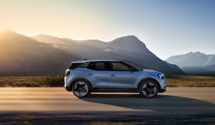 Ford Explorer EV отправляется в путь по США, а Puma EV замечен на испытаниях