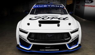 FORD MUSTANG GT SUPERCARS ПРЕДСТАВЛЕН НА BATHURST 1000