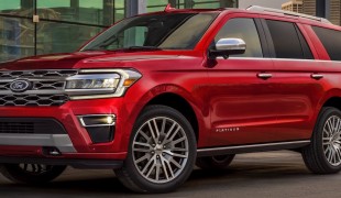 Ford Expedition 2022 с функцией открывания ворот