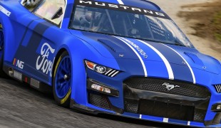 Ford Mustang нового поколения NASCAR