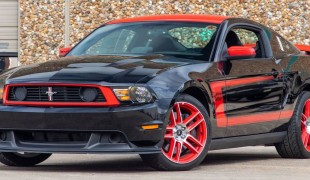 Уникальный Ford Mustang Boss 302 Laguna Seca 2012 года