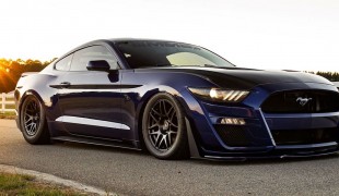 Полностью преобразованный Mustang S550