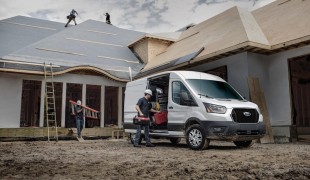 Ford Transit снова в топ-10: итоги рынка LCV Великобритании за август 2026