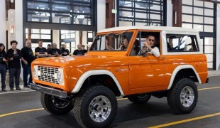 Компания Ford готовится к выставке, а тем временем  F-150 Raptor R дебютирует с модернизацией