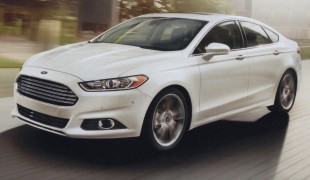 Судебный иск подали на Ford за 6-ступенчатую коробку передач, а Ford Mustang был официально представлен