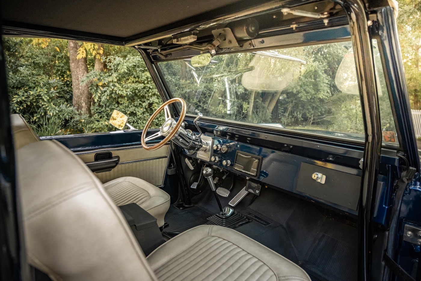 Ford Bronco 1970 года чемпиона F1 Дженсона Баттона на аукционе фото 3 - превью