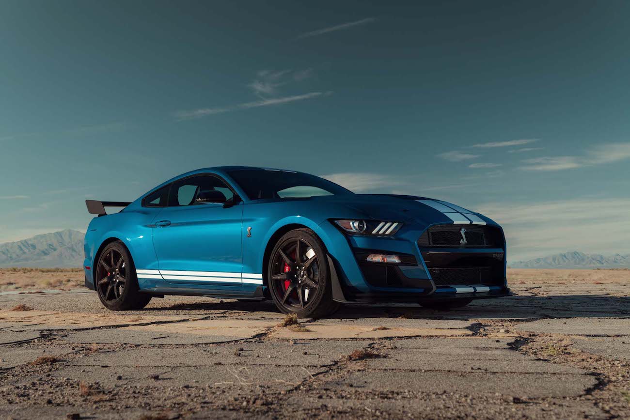 2020 Ford Mustang Shelby GT500 # 001 будет продан с молотка фото 3 - превью