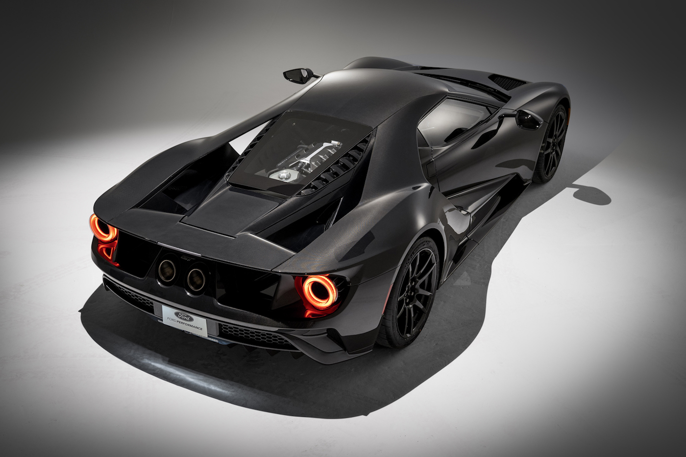 Каким будет Ford GT 2020 года фото 2 - превью