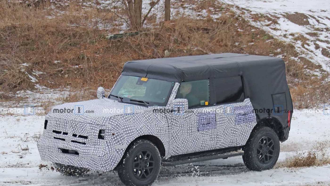 Ford Bronco Might 2021 года презентуют совсем скоро фото 1 - превью