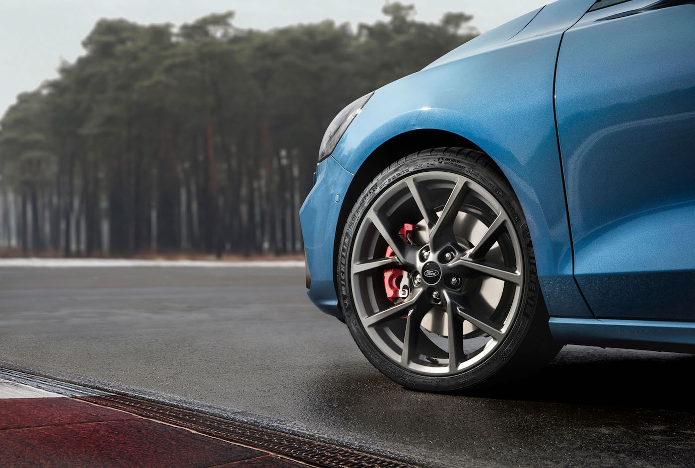 Новый Ford Focus ST для уничтожения конкурентов фото 3 - превью