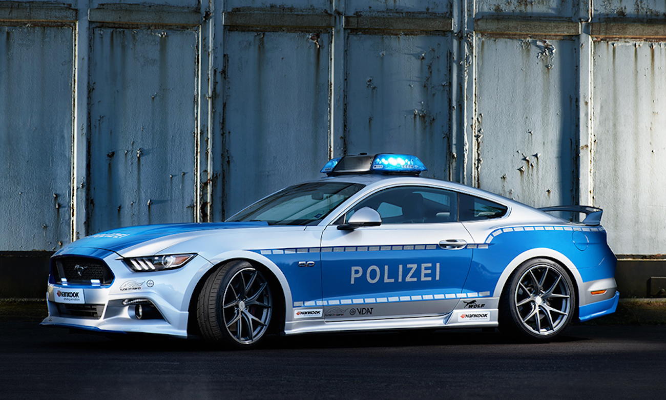 Новый полицейский Ford Mustang будет в Австралии фото 1 - превью