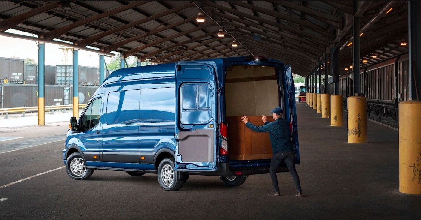 Производство Ford Transit Van в Турции остановлено фото 2 - превью