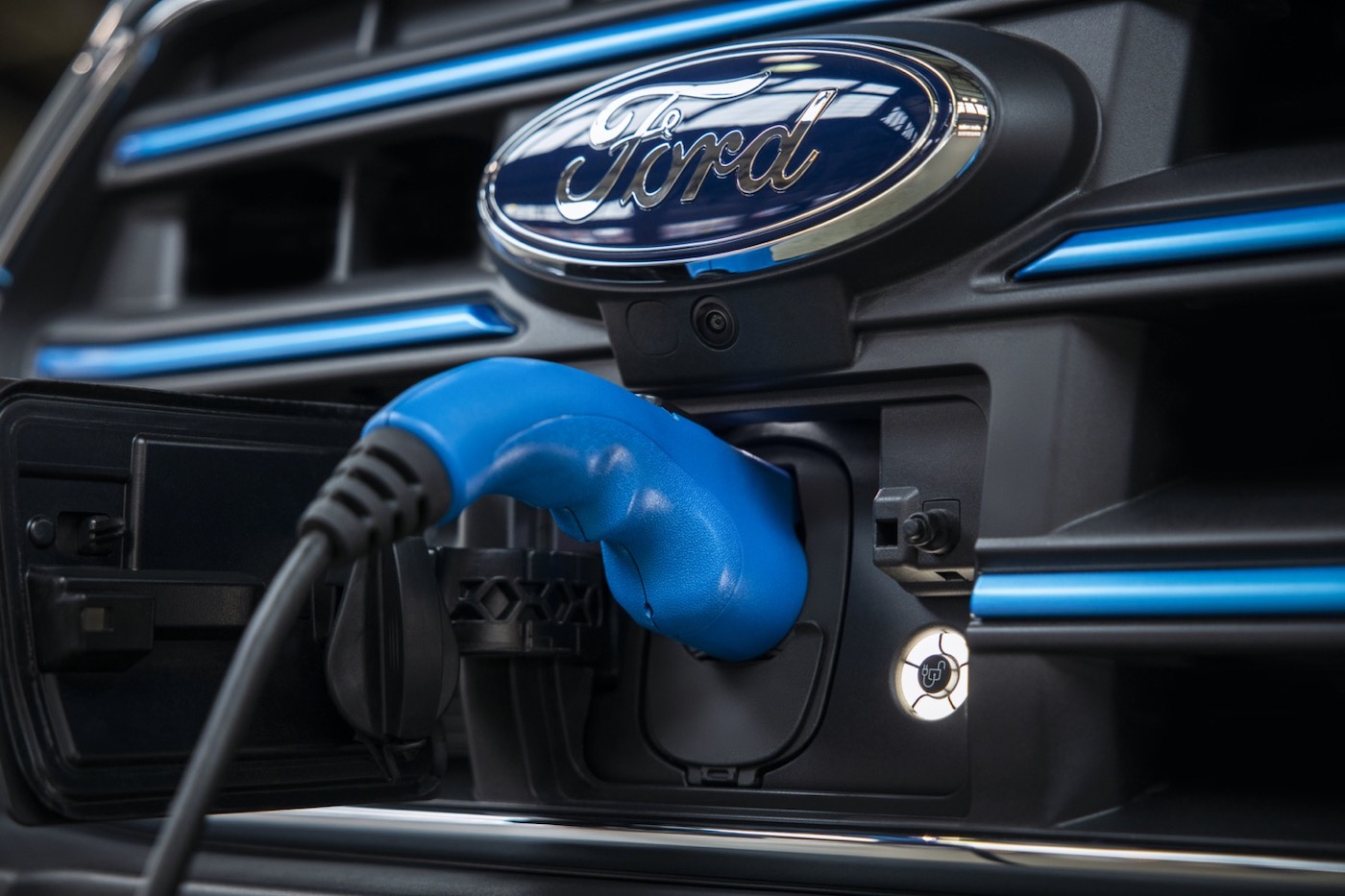 Гарантия Ford E-Transit 2022 года фото 4 - превью