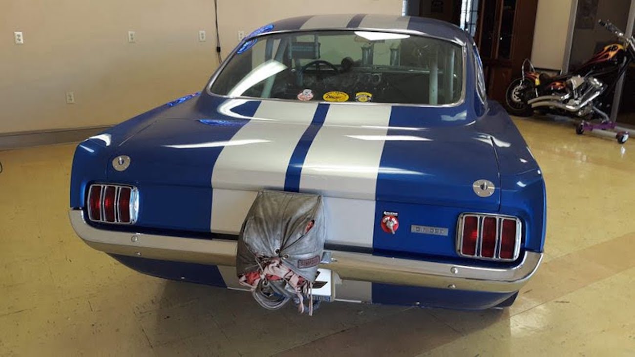 Ford Mustang 1965 года выпуска выставлен на аукцион фото 4 - превью