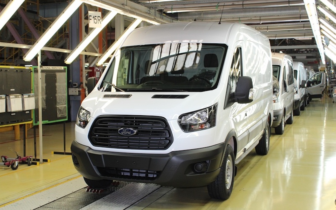 Машины скорой помощи Ford выросли в продажах фото 3 - превью