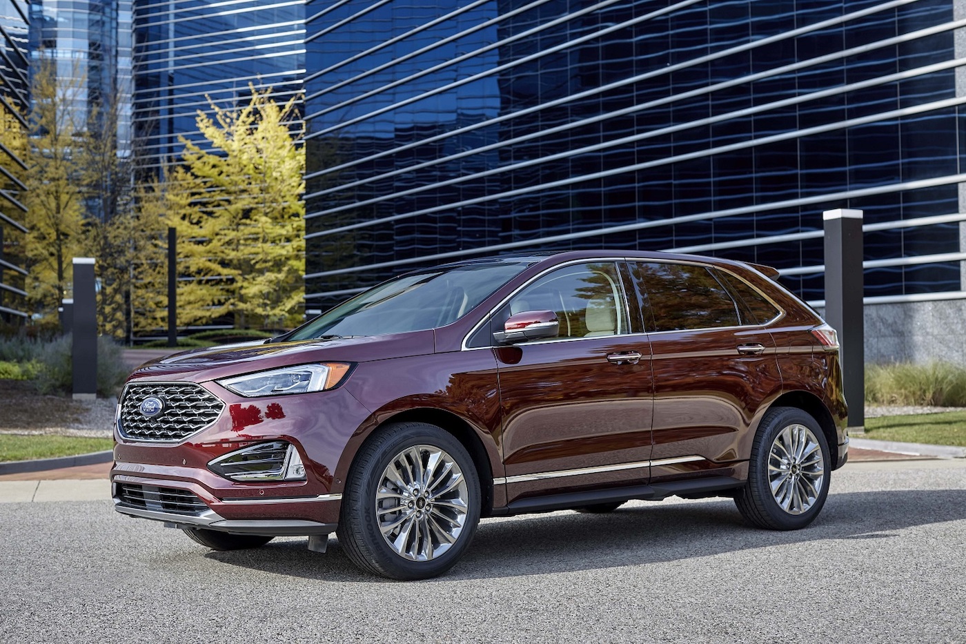 Дополнительные пакеты Ford Edge Outfitters 2021 года фото 1 - превью