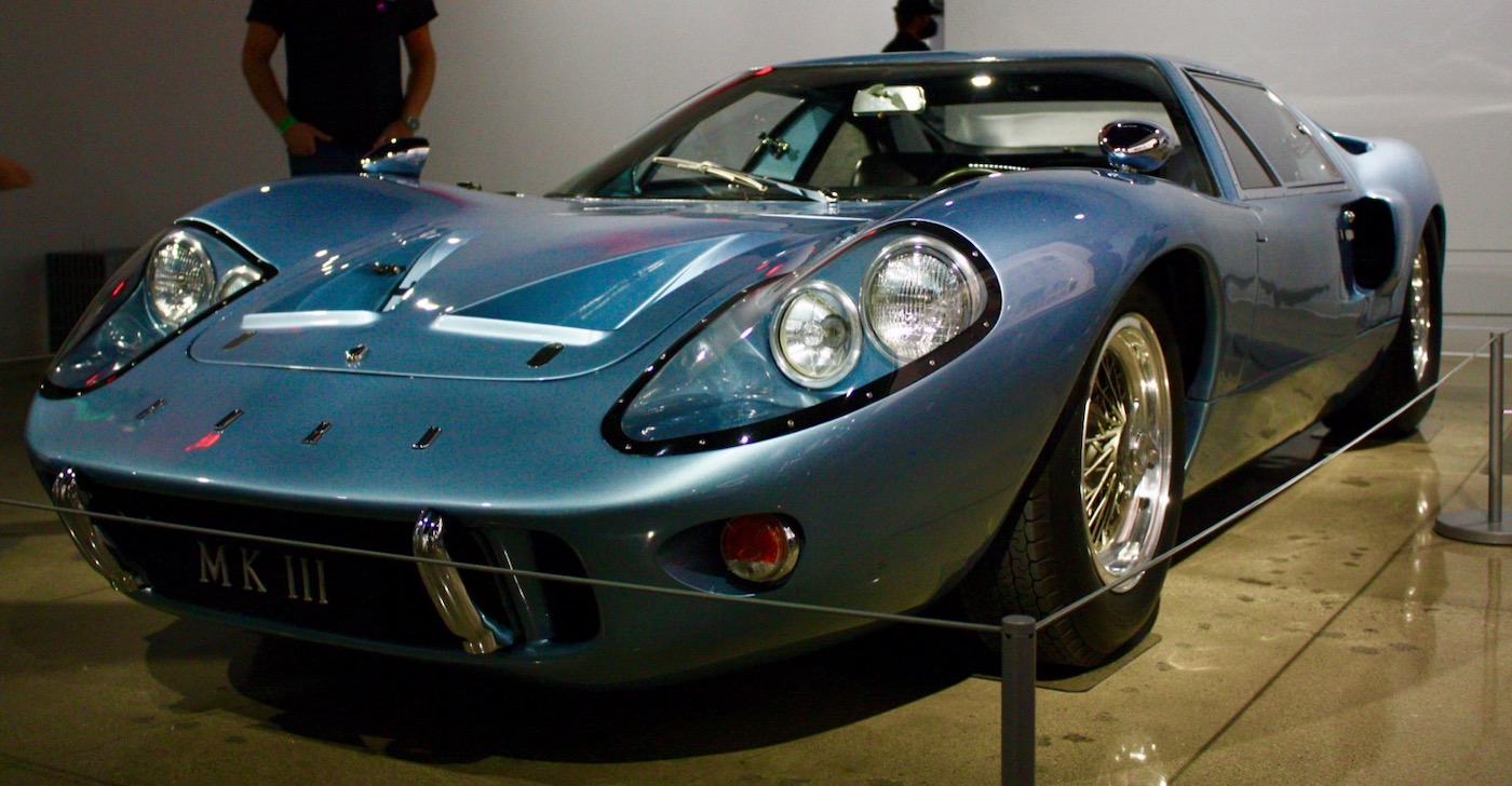 Редкий Street-Legal 1967 Ford GT40 Mk III фото 1 - превью