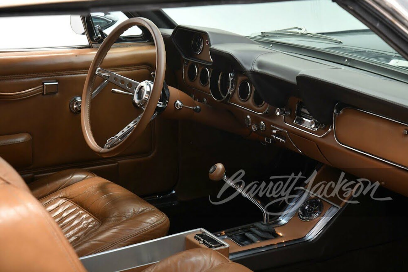 Ford Mustang GT 1966 года на аукционе фото 2 - превью