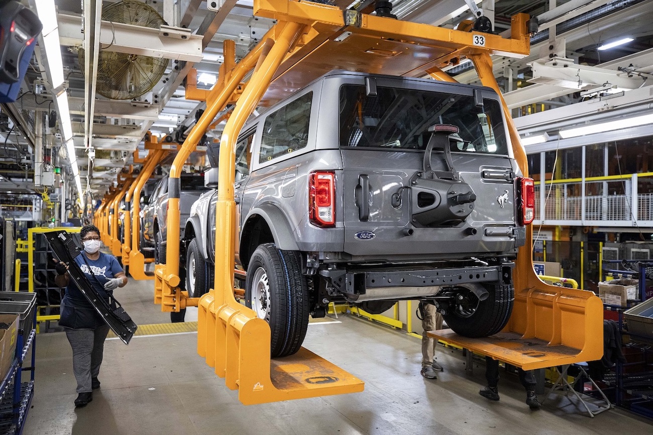 Продлен срок заказа на переоборудование Ford Bronco 2021 года фото 1 - превью