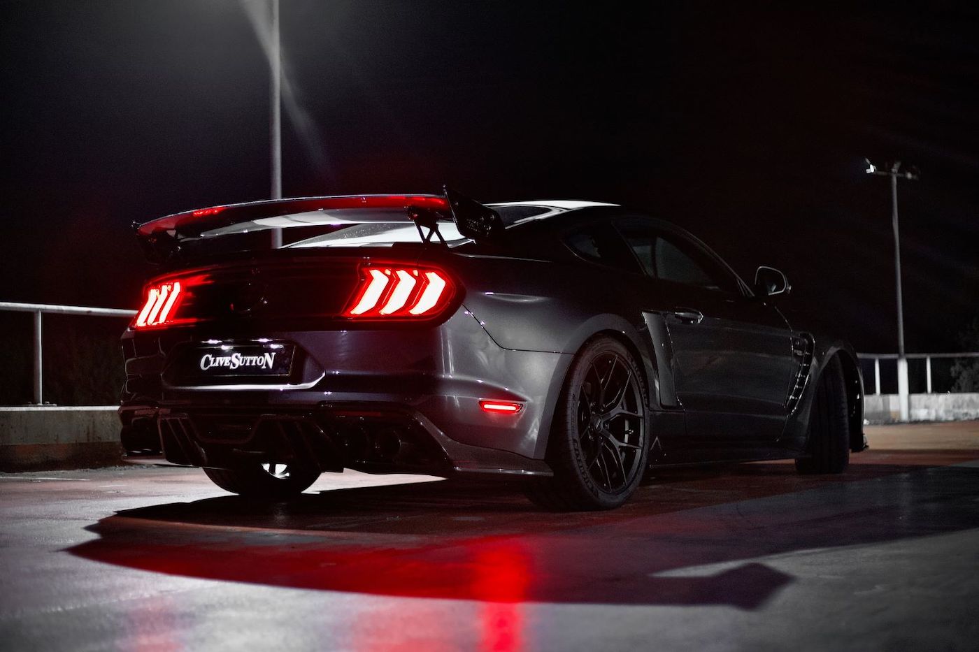 Мощнейший Clive Sutton Mustang CS850GT фото 1 - превью
