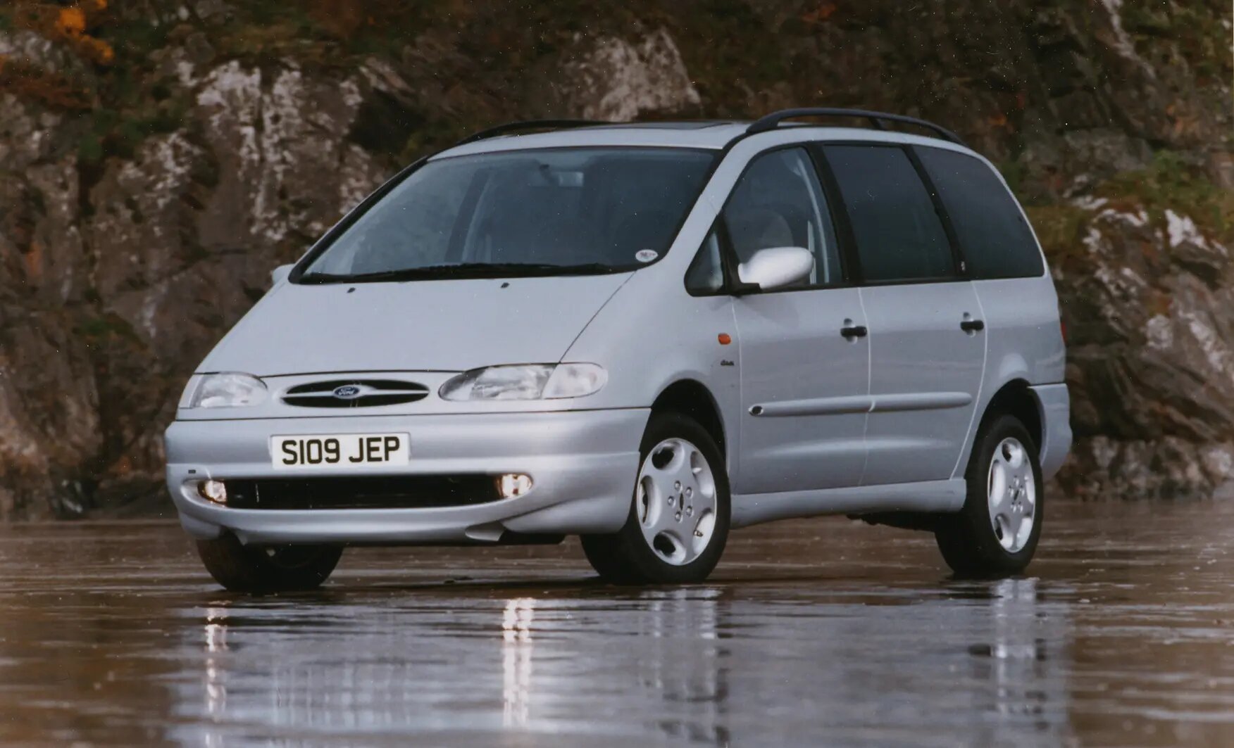 Ford Galaxy 2000 - превью