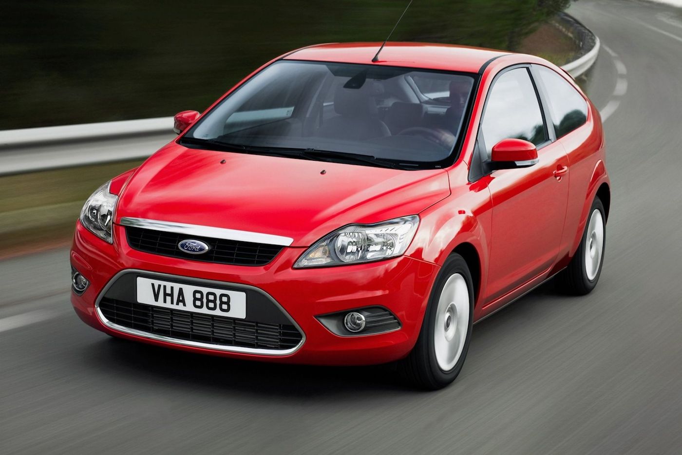 Ford Focus 3 Хэтчбек - стоит ли он своих денег фото 2 - превью