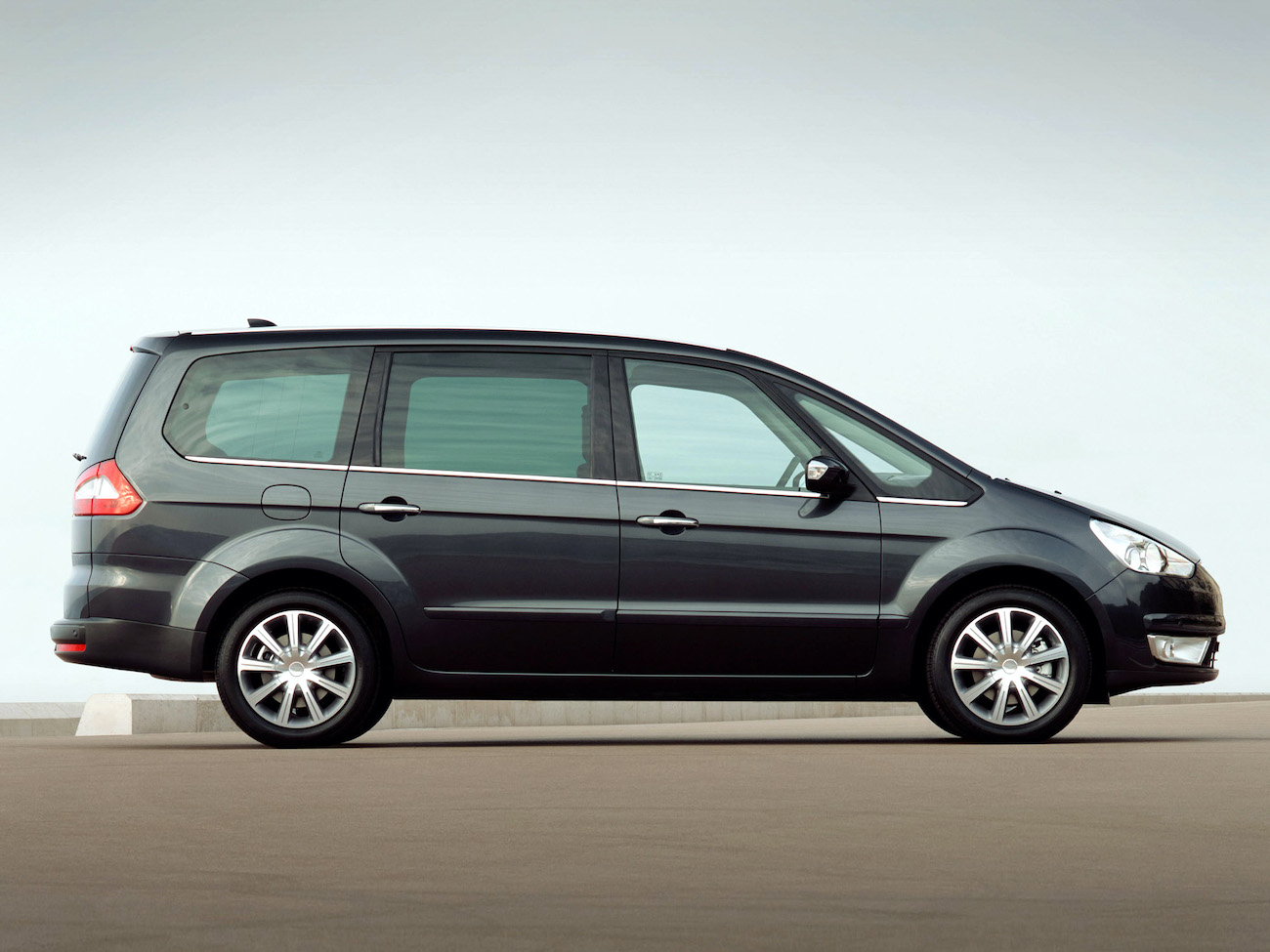 Что лучше Ford Galaxy Mk2 или Mk3 фото 1 - превью